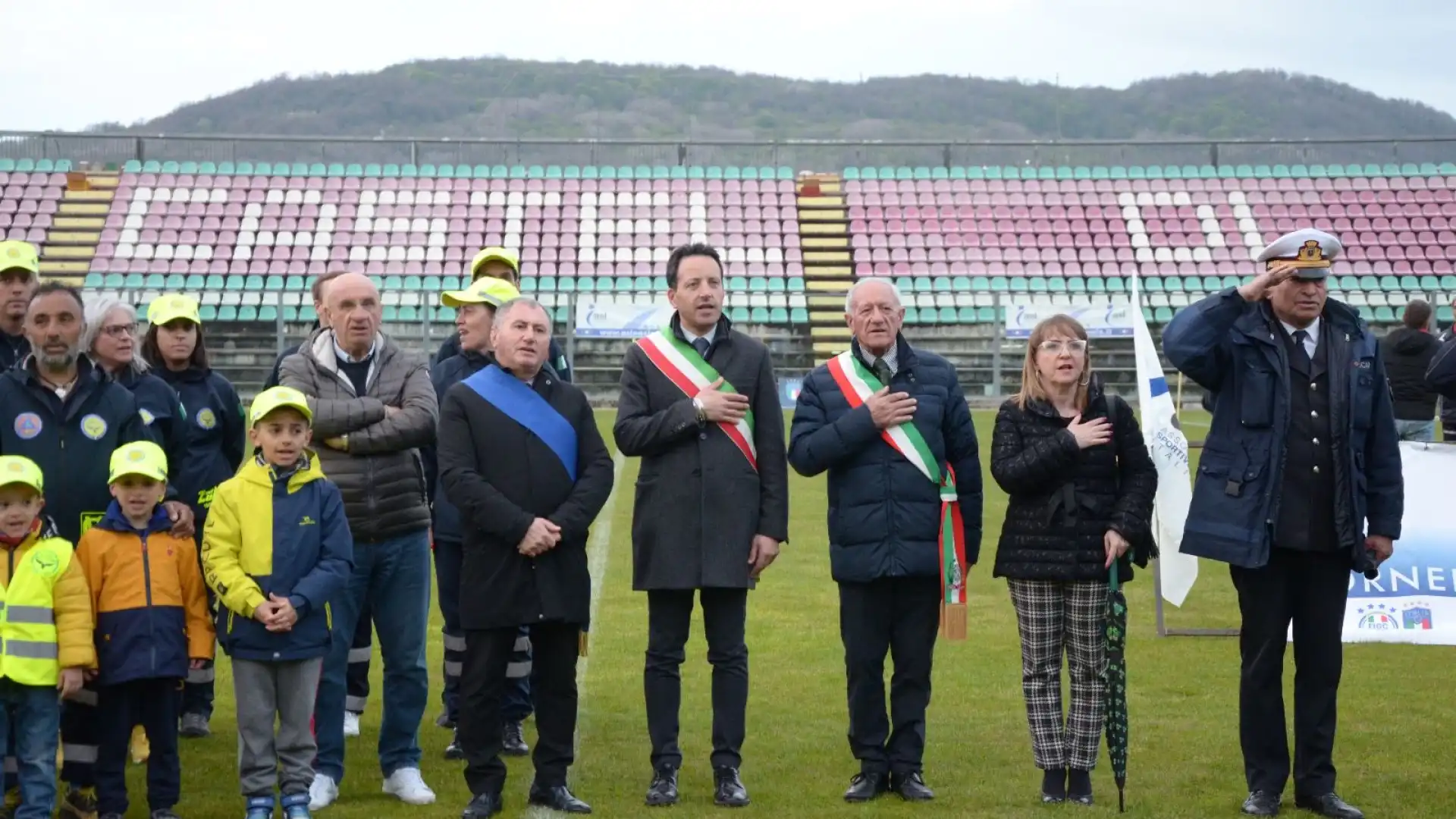 Castel Di Sangro: si è aperta ufficialmente la stagione turistica e sportiva. Caruso: “Le nostre strutture sportive e alberghiere tra le poche in Italia a poter ospitare numeri cosi elevati di atleti”.